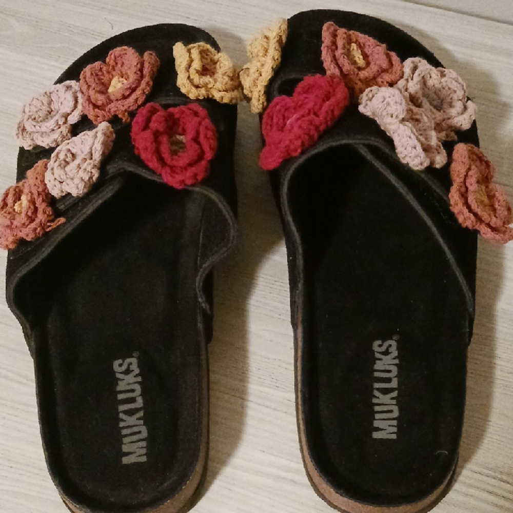 Muk Luks Black Sandals with Colorful Crochet Flowers - Picture 2 of 9